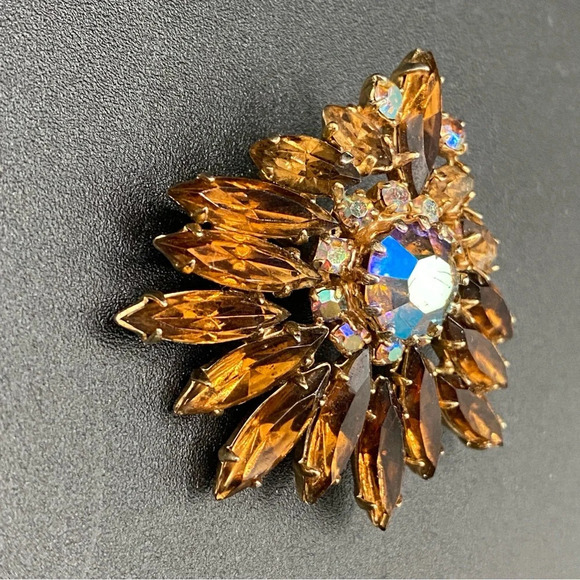 Vintage Navette Amber and Brown AB Rhinestone Brooch - Old Hollywood Style - Picture 5 of 13